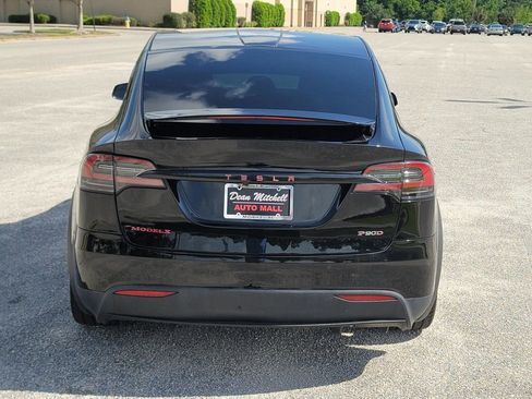 Used 2016 Tesla Model X P90D image 3