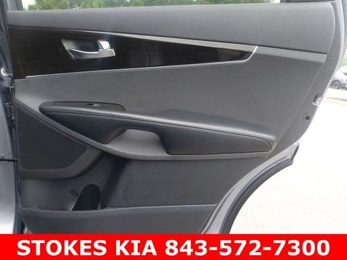 Used 2020 Kia Sorento EX AWD/4WD image 33