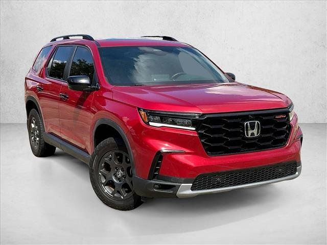 Used 2024 Honda Pilot TrailSport image 11