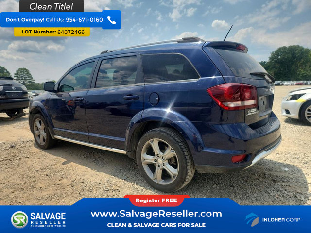 Used 2017 Dodge Journey Crossroad FWD image 3