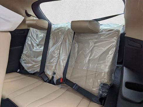 Used 2026 Acura MDX SH-AWD w/ Advance Package image 18