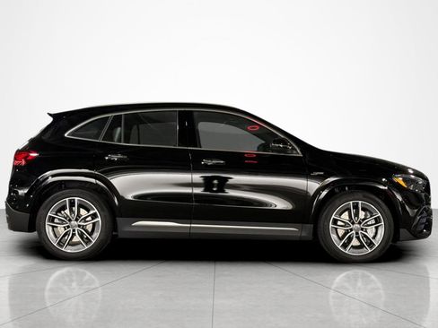 New 2026 Mercedes-Benz GLA 35 AMG 4MATIC image 6