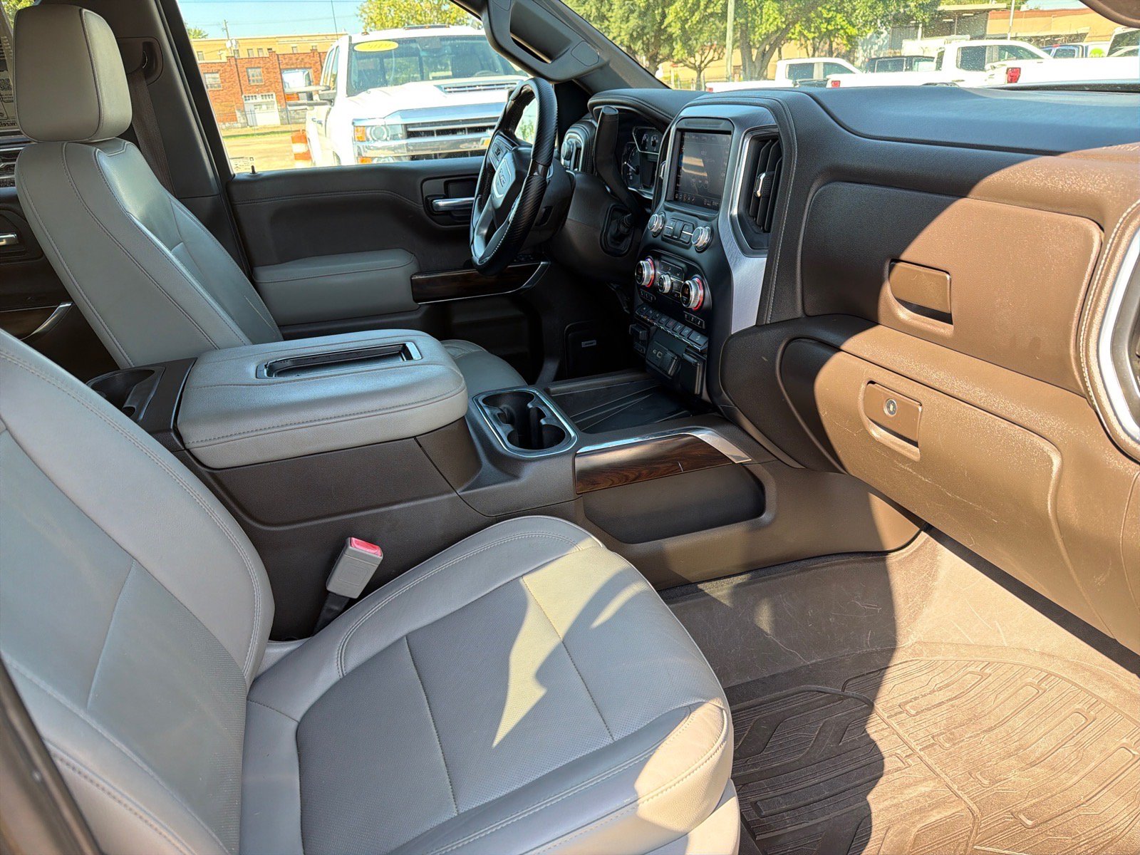 Used 2020 GMC Sierra 1500 SLT w/ SLT Premium Plus Package AWD/4WD image 12