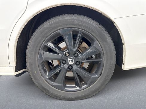 Used 2023 Honda Odyssey Sport image 12
