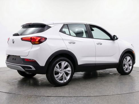 Used 2025 Buick Encore GX Preferred FWD image 9
