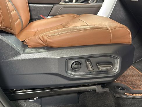 Used 2025 Toyota Tundra 1794 Edition image 20