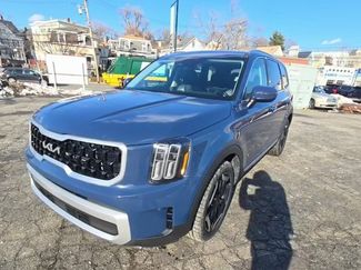 Used 2025 Kia Telluride S video 1