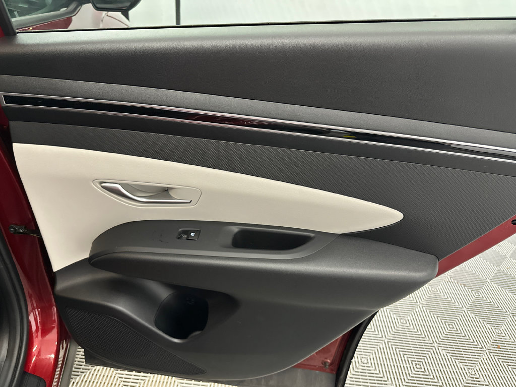 Certified 2024 Hyundai Tucson SEL FWD image 17