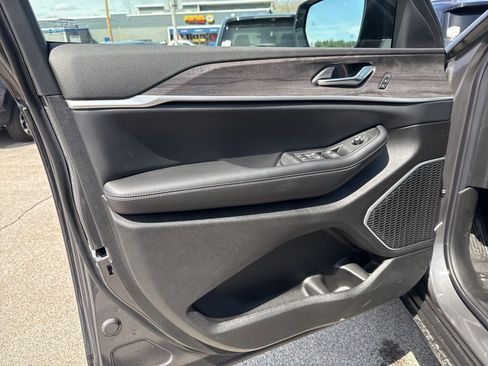 New 2026 Jeep Grand Cherokee Limited AWD/4WD image 20