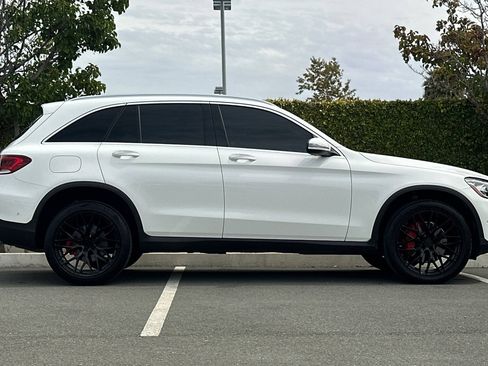 Used 2021 Mercedes-Benz GLC 300 image 3