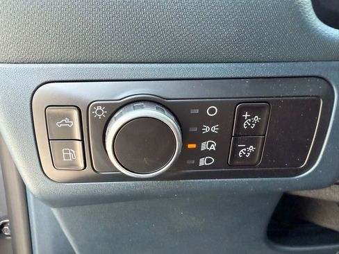 New 2025 Ford Maverick XL image 14