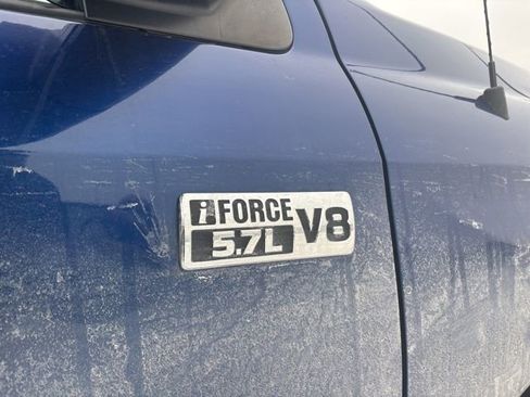 Used 2015 Toyota Tundra SR5 image 9