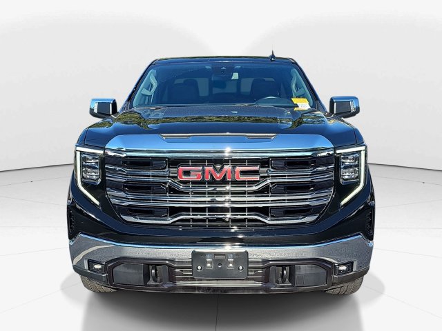 Used 2023 GMC Sierra 1500 SLT w/ SLT Premium Package AWD/4WD image 8
