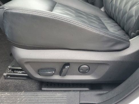 Certified 2023 Nissan Rogue Platinum w/ Platinum Premium Package image 28