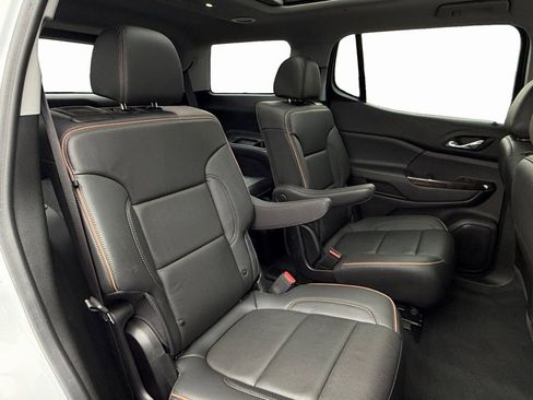 Used 2023 GMC Acadia AT4 image 18