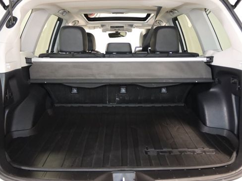 Used 2018 Subaru Forester 2.5i Touring w/ Popular Package #3B AWD/4WD image 66