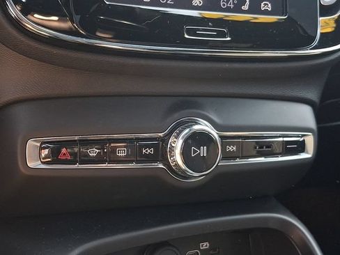 Certified 2023 Volvo XC40 Recharge Ultimate w/ Protection Package Premier AWD/4WD image 16