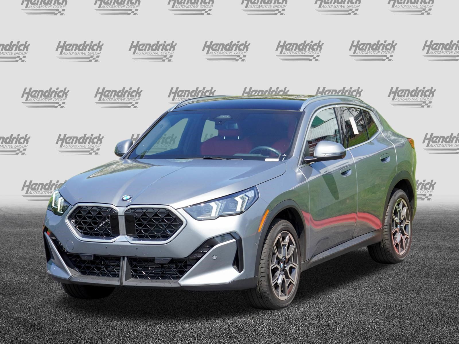 Certified 2025 BMW X2 xDrive28i AWD/4WD image 5
