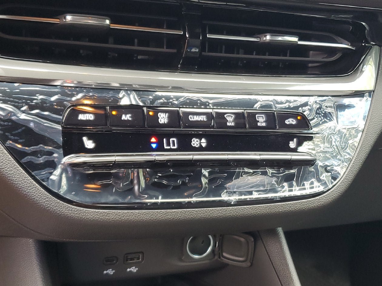 New 2026 Buick Envista Avenir FWD image 22