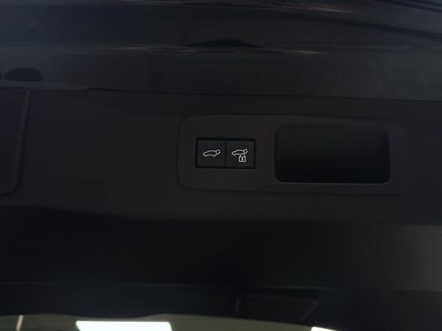 Used 2026 Lexus LX 600 4WD w/ Luxury Package image 38