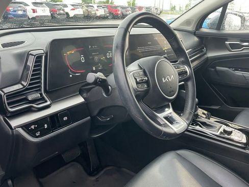Certified 2025 Kia Sportage EX w/ Premium Package FWD image 9