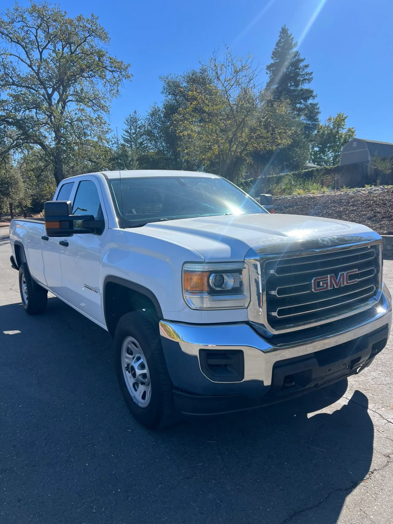 Used 2015 GMC Sierra 3500 2WD Double Cab image 2