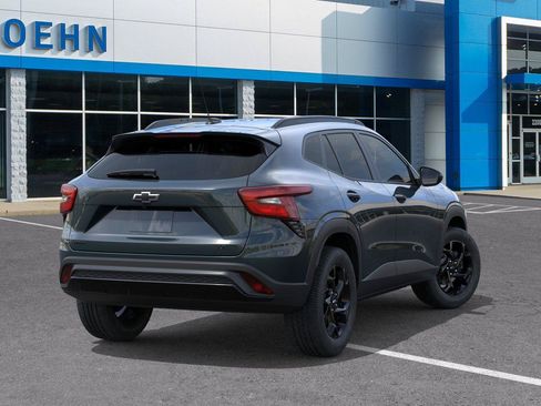 New 2026 Chevrolet Trax LT w/ Driver Confidence Package FWD image 4