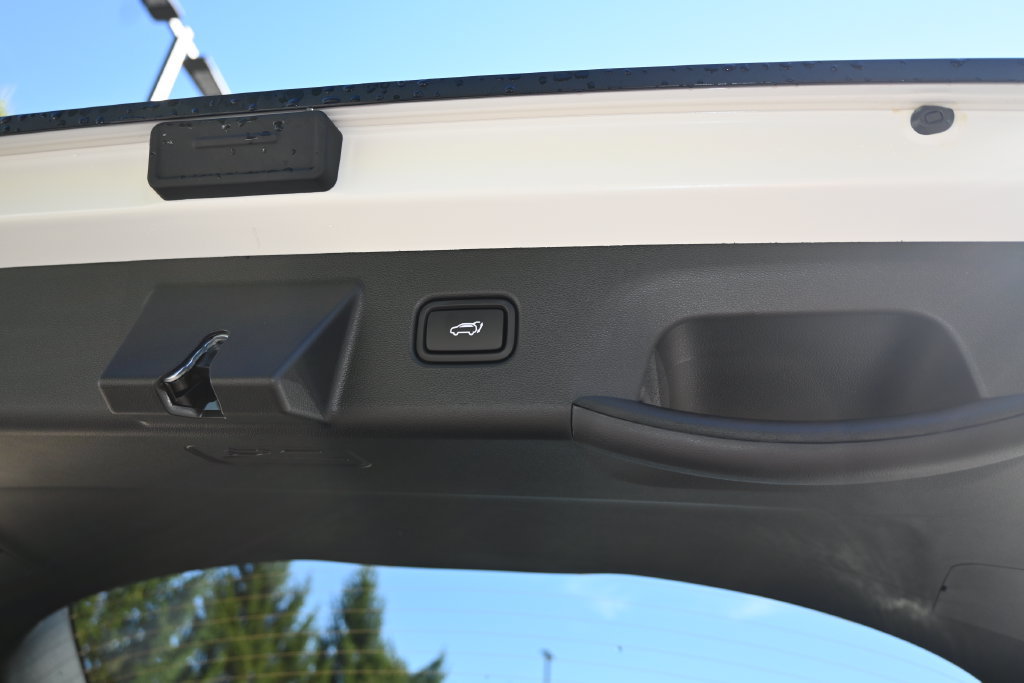 New 2026 Hyundai Tucson Limited AWD/4WD image 8