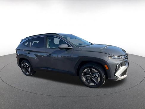 Used 2026 Hyundai Tucson SEL Plus FWD image 2