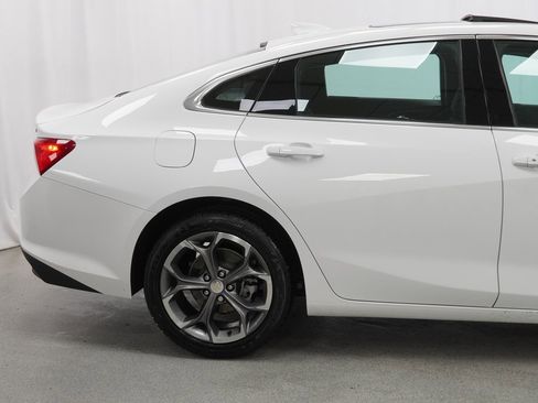 Used 2024 Chevrolet Malibu LT image 10