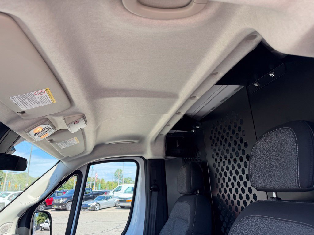 Used 2025 RAM ProMaster 2500 w/ U-Haul Equipment Group FWD image 18