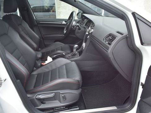 Used 2018 Volkswagen GTI SE w/ SE Leather Package FWD image 41