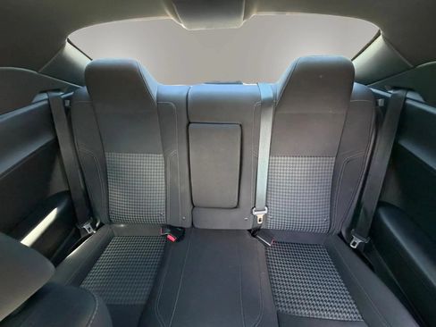 Used 2015 Dodge Challenger R/T w/ Quick Order Package 22B R/T RWD image 11