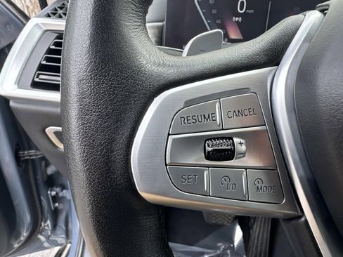 Certified 2024 BMW X7 xDrive40i w/ Executive Package image 33