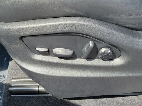 Certified 2024 Porsche Cayenne Coupe AWD/4WD image 28