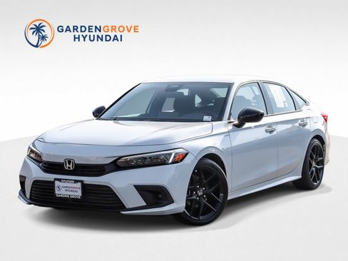 Used 2023 Honda Civic Sport image 1