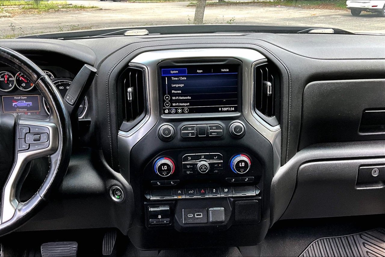 Used 2021 Chevrolet Silverado 1500 LT w/ Bed Protection Package AWD/4WD image 6