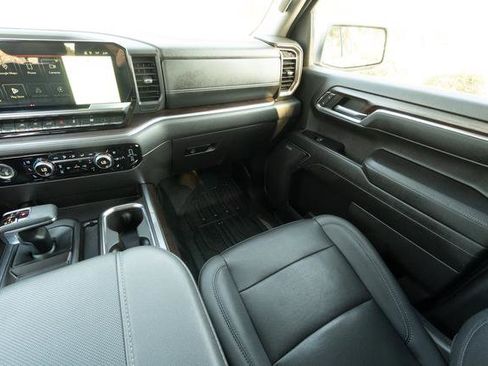 Used 2023 GMC Sierra 1500 SLT w/ SLT Premium Package image 19