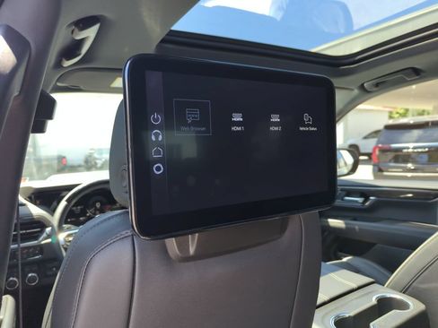 New 2026 GMC Yukon Elevation w/ Elevation Premium Package AWD/4WD image 30