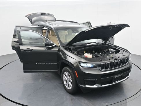 Used 2022 Jeep Grand Cherokee L Limited w/ Luxury Tech Group II AWD/4WD image 33