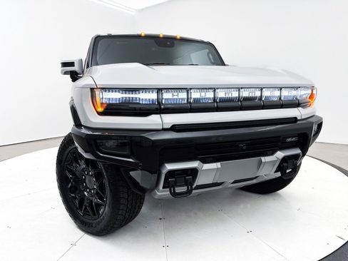 Used 2025 GMC Hummer EV 2X image 30