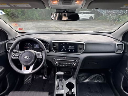 Used 2021 Kia Sportage LX image 34