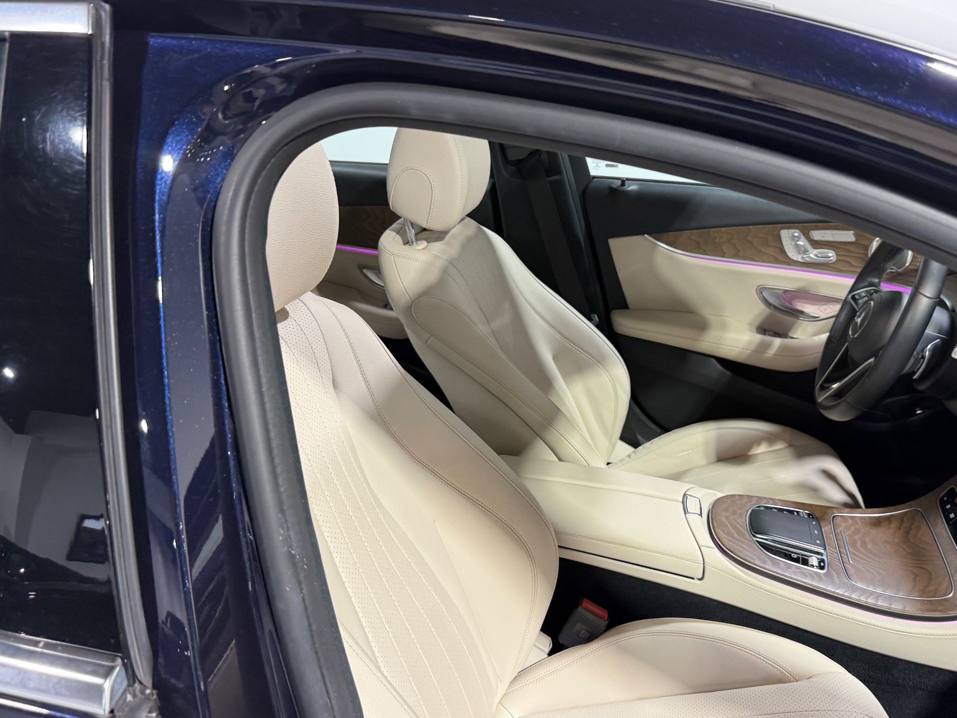 Used 2023 Mercedes-Benz E 350 4MATIC Sedan w/ Premium Package image 47