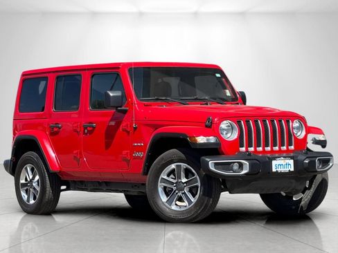 Used 2023 Jeep Wrangler Unlimited Sahara AWD/4WD image 2