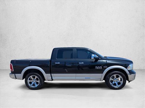 Used 2016 RAM 1500 Laramie w/ Convenience Group AWD/4WD image 4