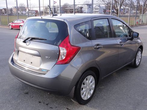 Used 2016 Nissan Versa Note SV image 3
