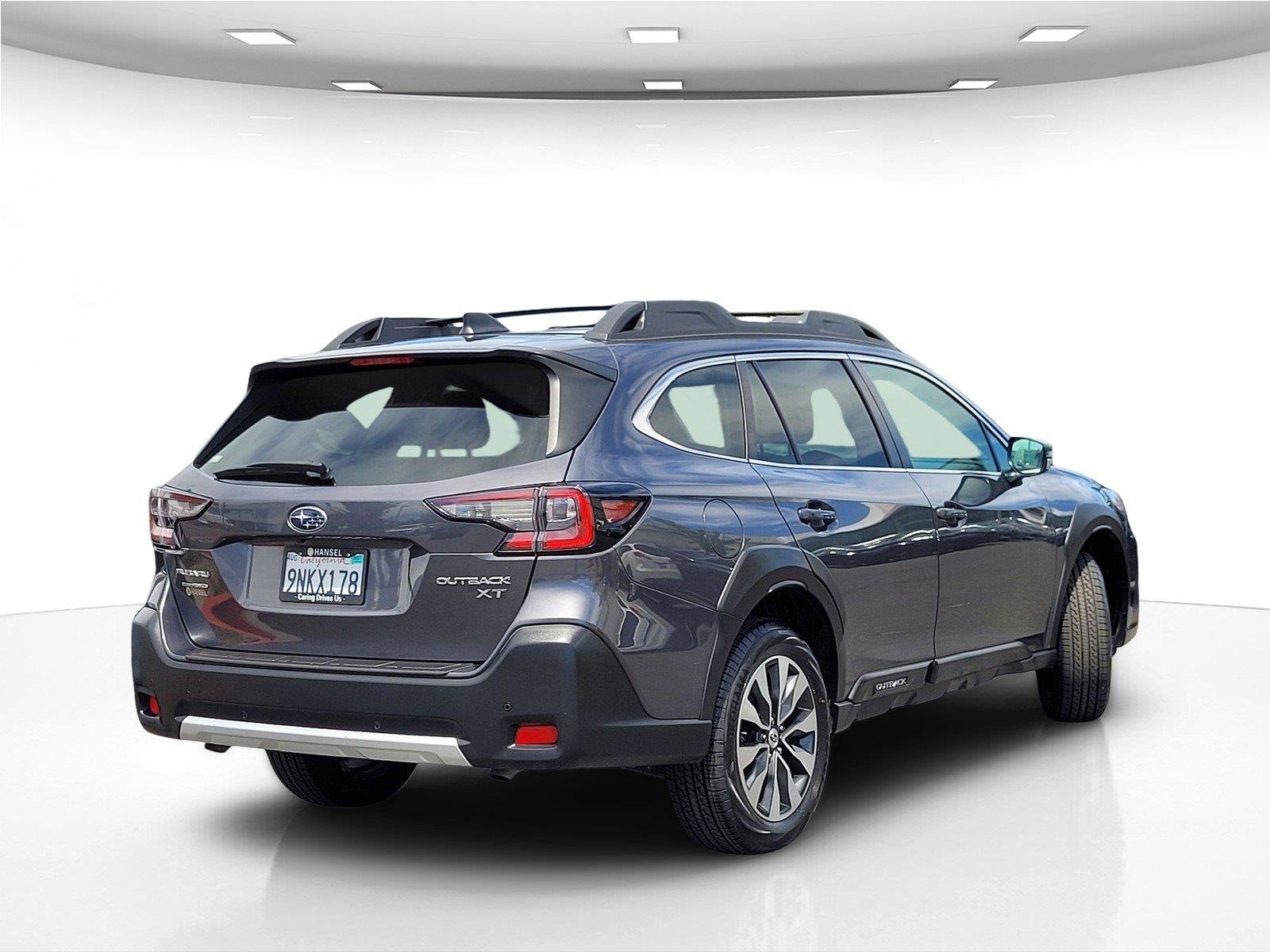 Used 2025 Subaru Outback Limited XT AWD/4WD image 6