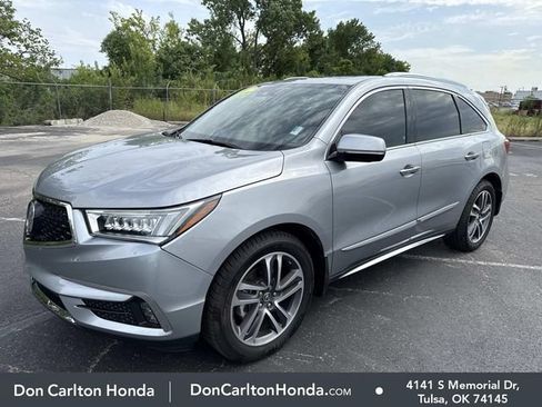 Used 2017 Acura MDX SH-AWD w/ Advance Package image 3