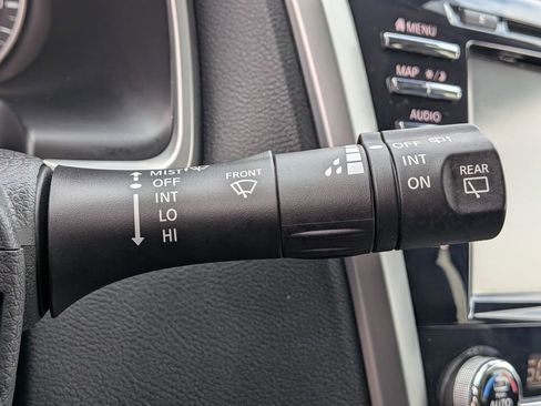 Used 2024 Nissan Murano SL image 19