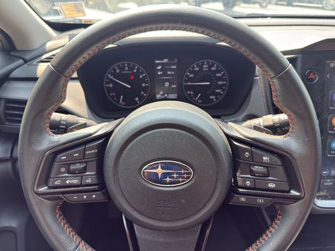 Used 2024 Subaru Crosstrek 2.5i Limited AWD/4WD image 10